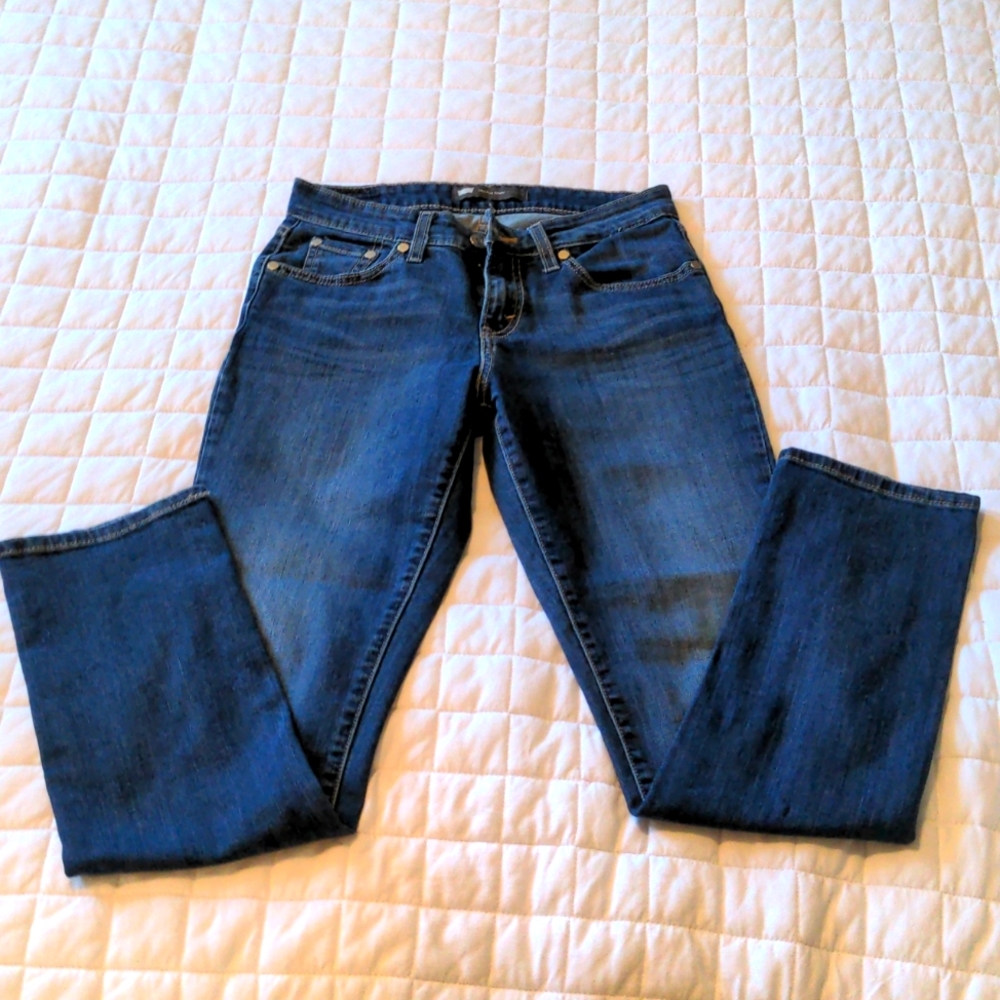 Levi's Mid Rise Skinny Jeans